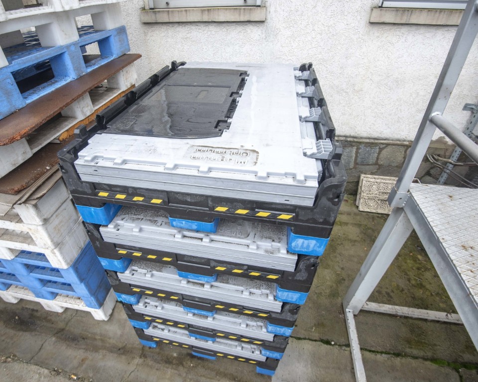 Immagine panoramica di Plastic collapsible containers